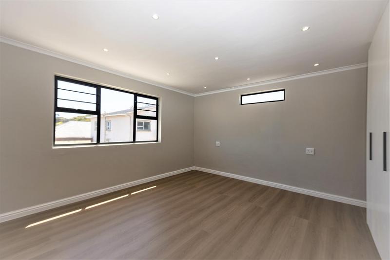 3 Bedroom Property for Sale in Lotus River Western Cape